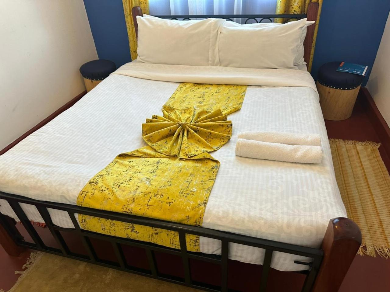 Rafiki House Hotel Nanyuki Ngoại thất bức ảnh